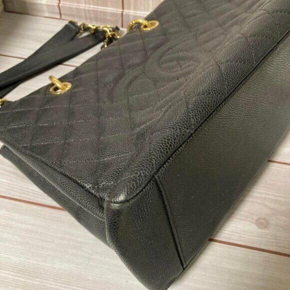 Authentic Chanel GST Caviar Grand Shopping Tote Quilted Shoulder Bag Black Chain - Picture 13 of 16